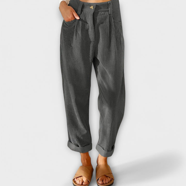 Jana | Moderne Kordhose