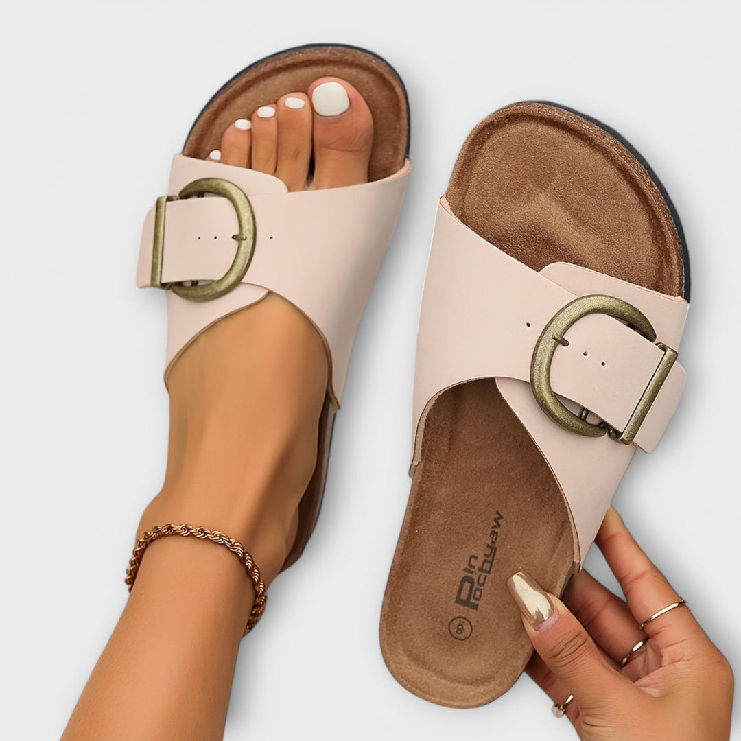 Margie | Kork-Pantoletten mit Schnallen